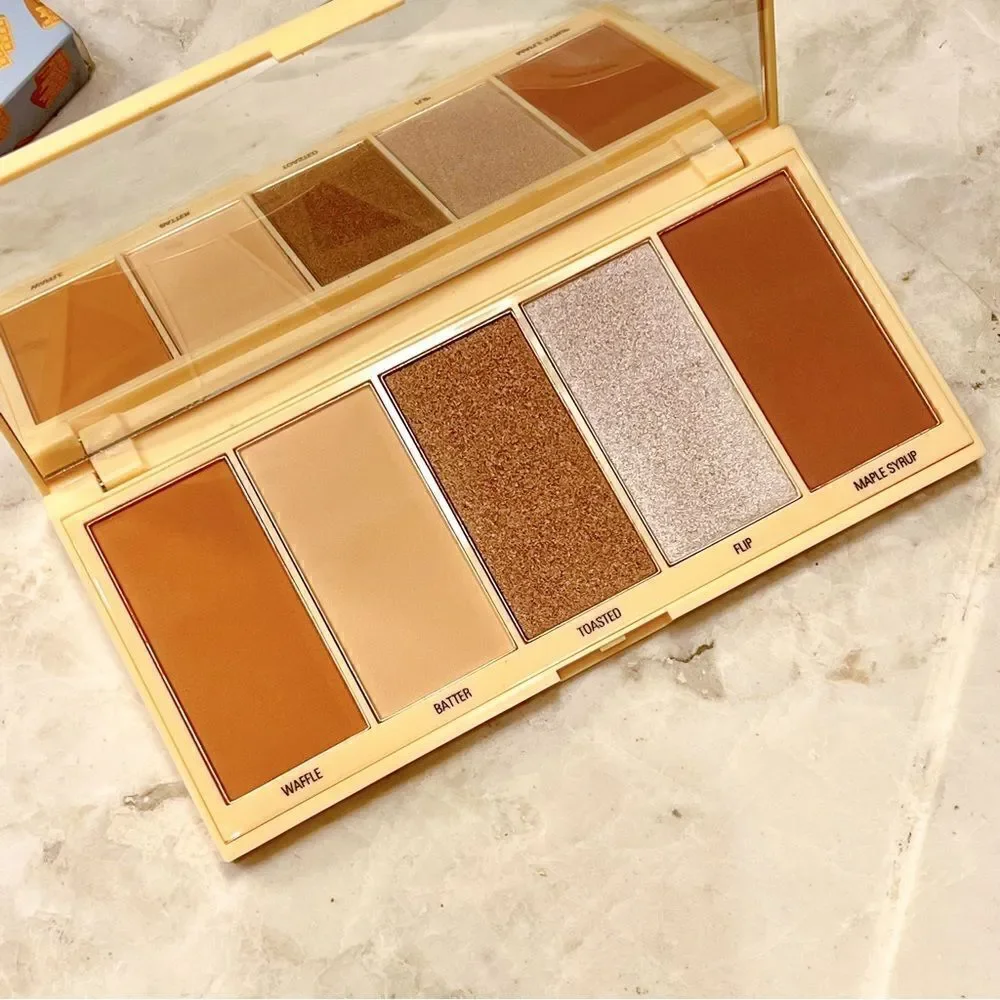 Makeup Revolution Waffle Face Palette Bronzer Contour Highlighter NEW